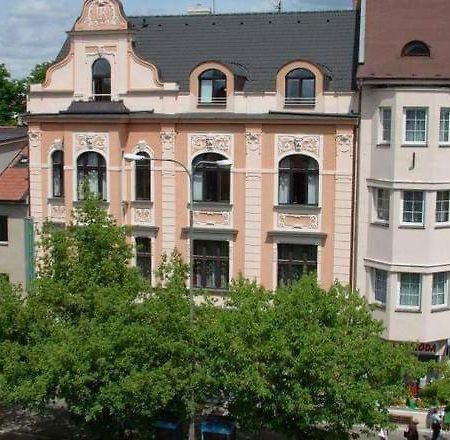 Penzion Lara Ceske Budejovice Exteriör bild