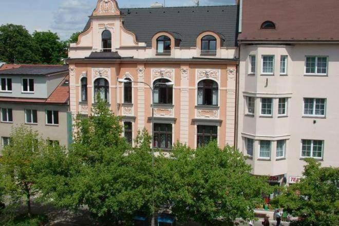 Penzion Lara Ceske Budejovice Exteriör bild