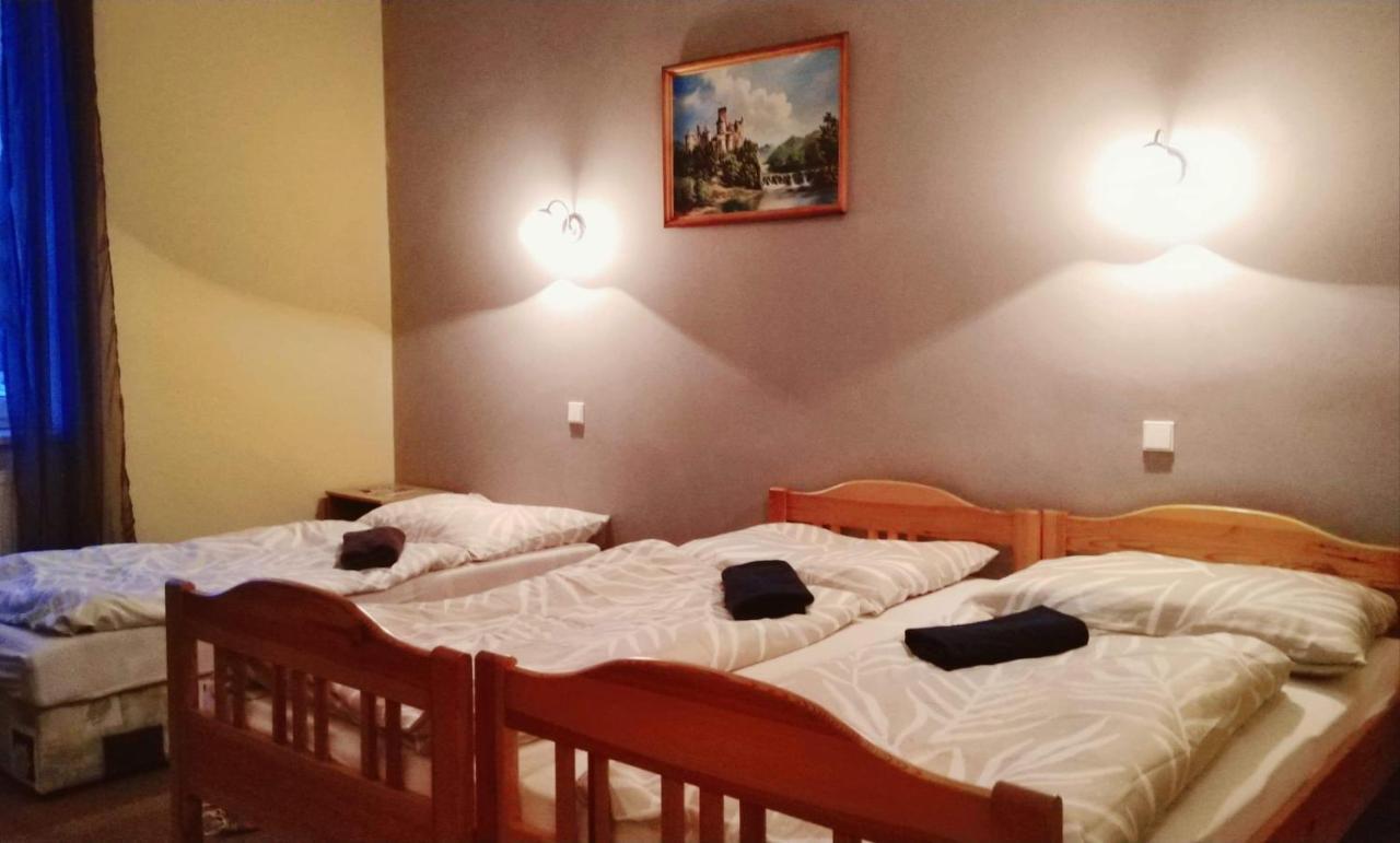 Penzion Lara Ceske Budejovice Exteriör bild